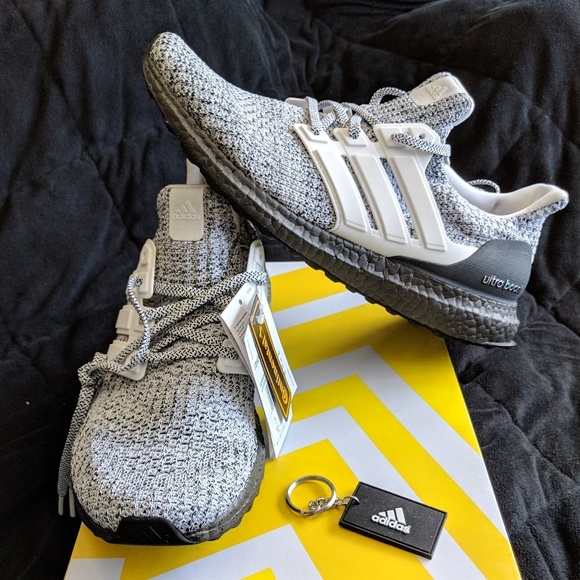 Adidas UltraBOOST NIB, Cookies N' Cream, Size 9½